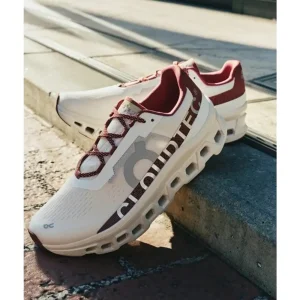 On Cloudmonster Lunar