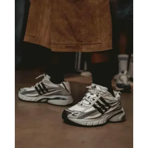 Pharrell Adidas Adistar