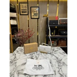 Coach Hailey Crossbody Bag