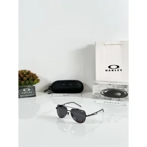 Oakley Sunglass 